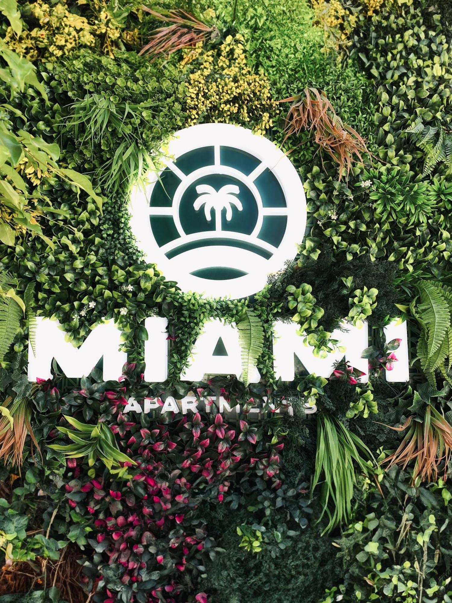 Miami Apartments Saint Julian's Exterior photo